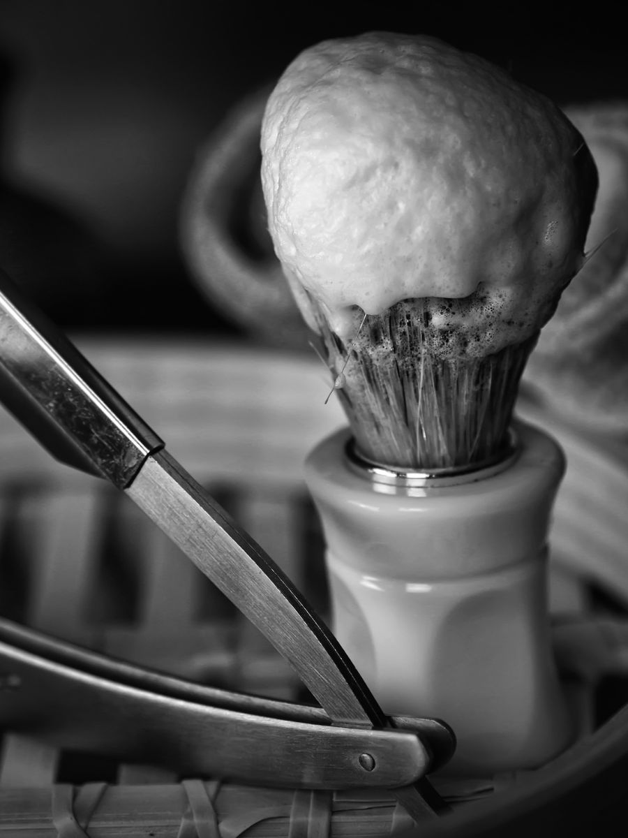 Our Step-by-Step Razor Shave Process